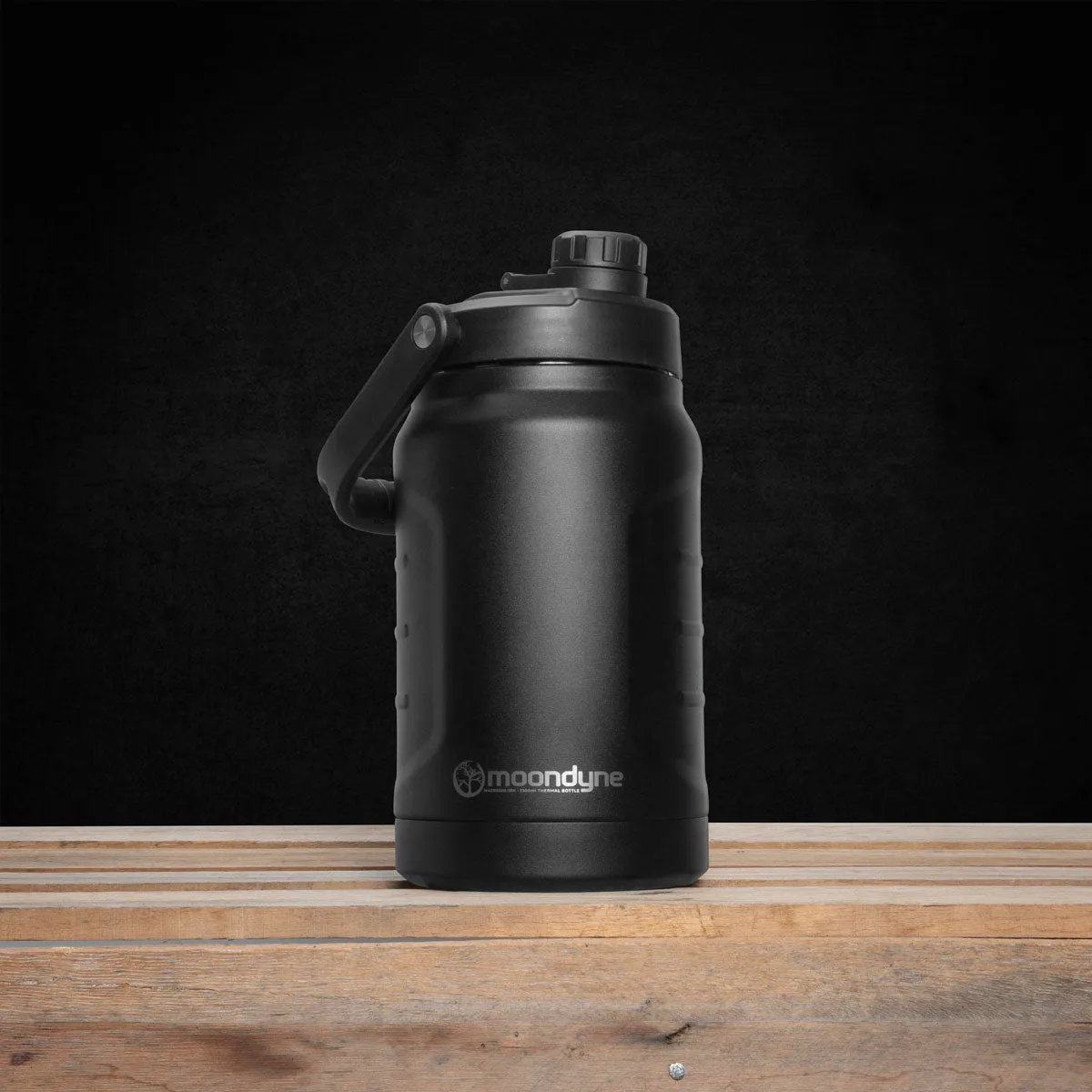 2.5L INSULATED BOTTLE - BLACK