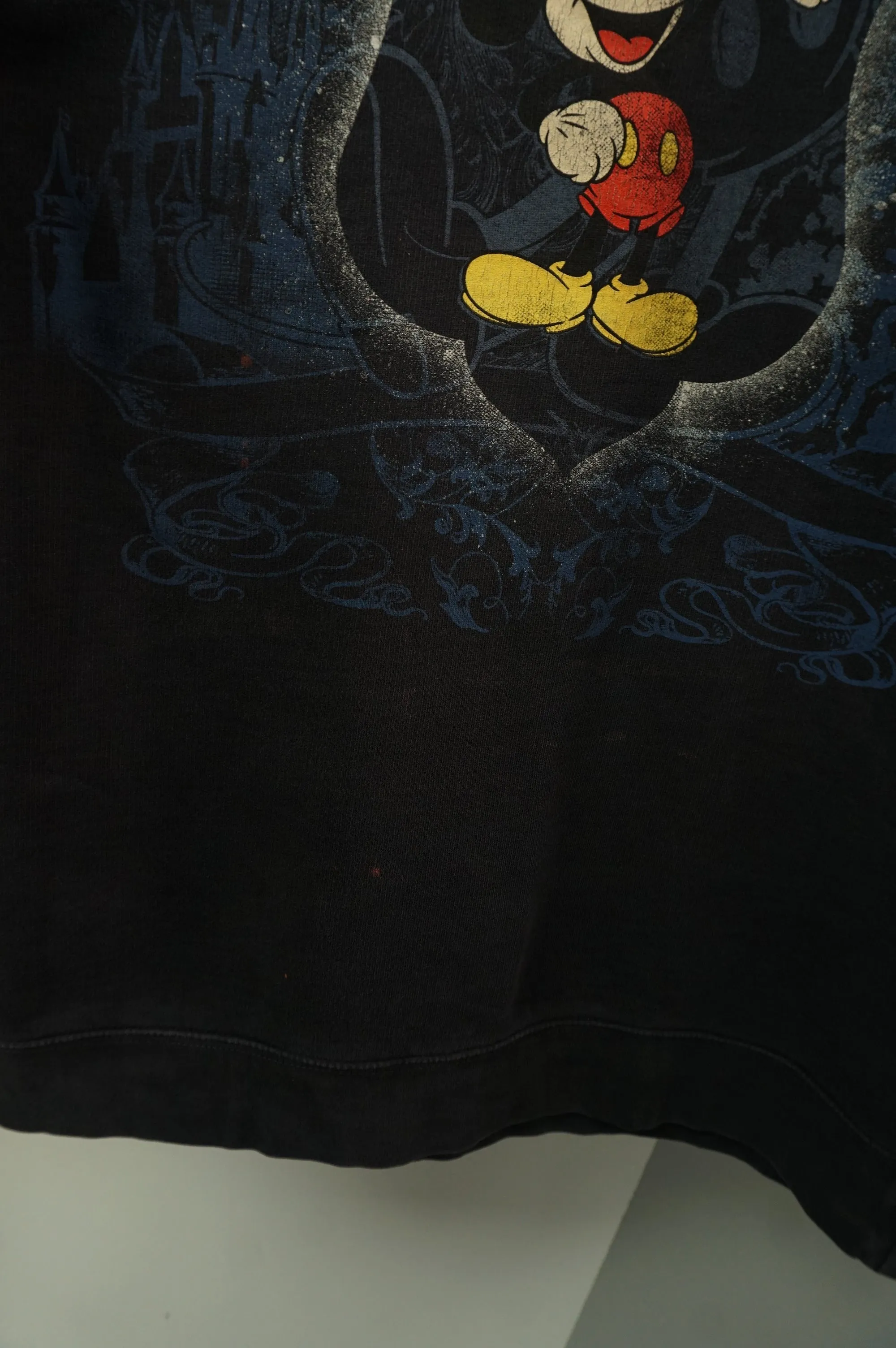 (L) Walt Disney World Mickey Crewneck