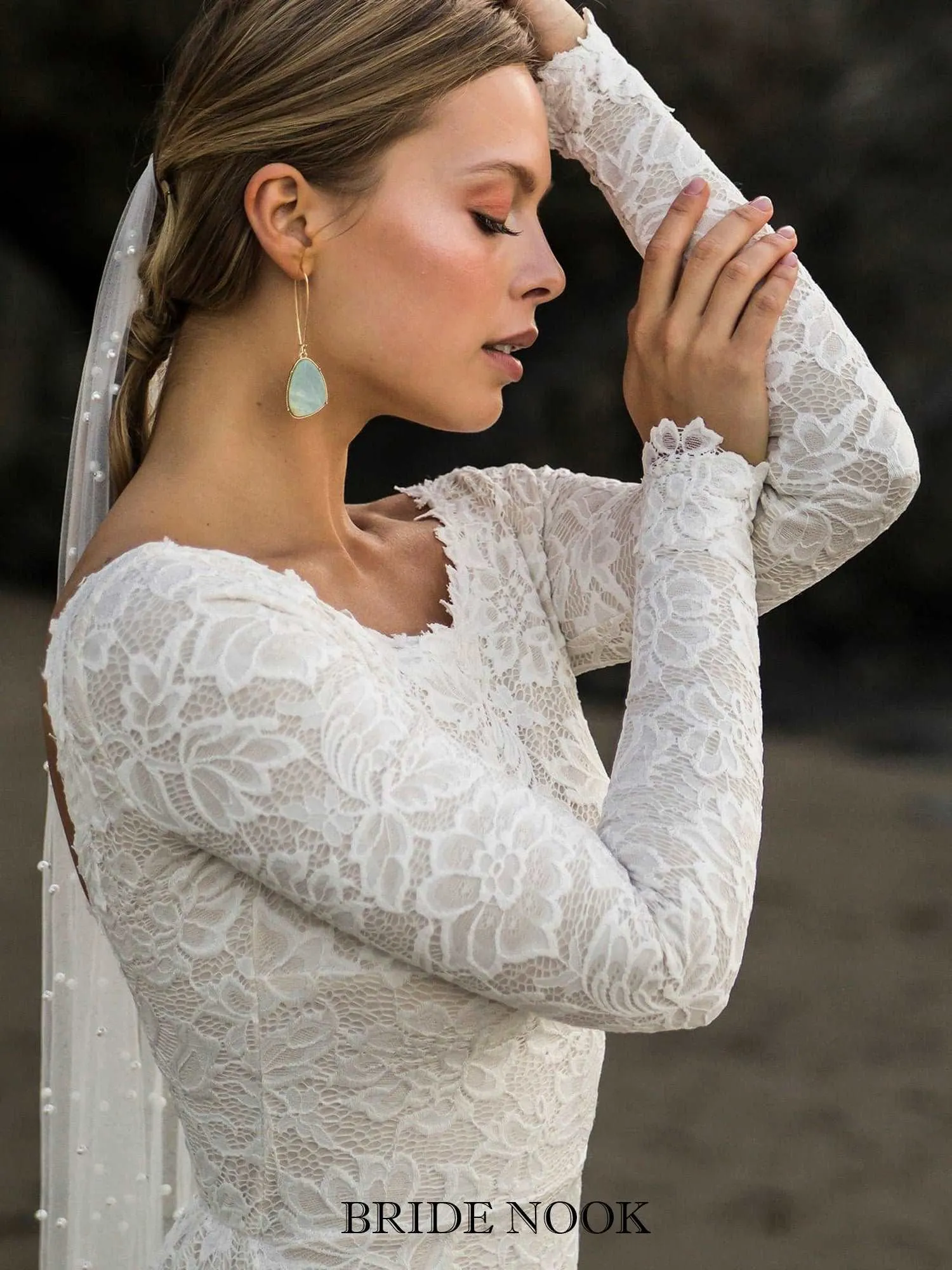 Lace Wedding Dress | dresses for a beach wedding | Bride Nook