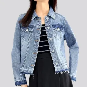 Light-wash 90s denim jacket for ladies