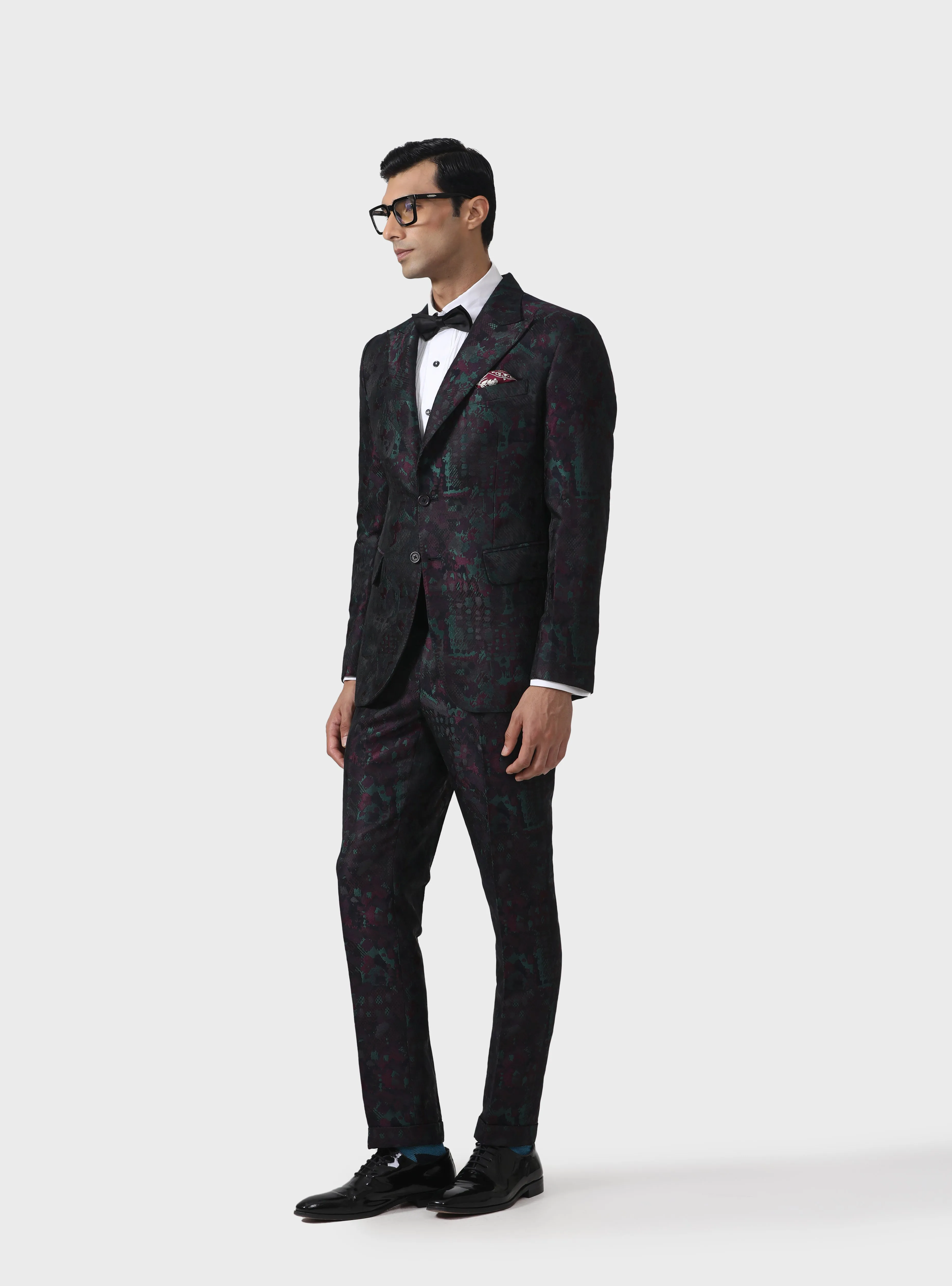 SARTORIAL SPLENDOUR THE BESPOKE WINE MULTICOLOURED TUXEDO JACKET