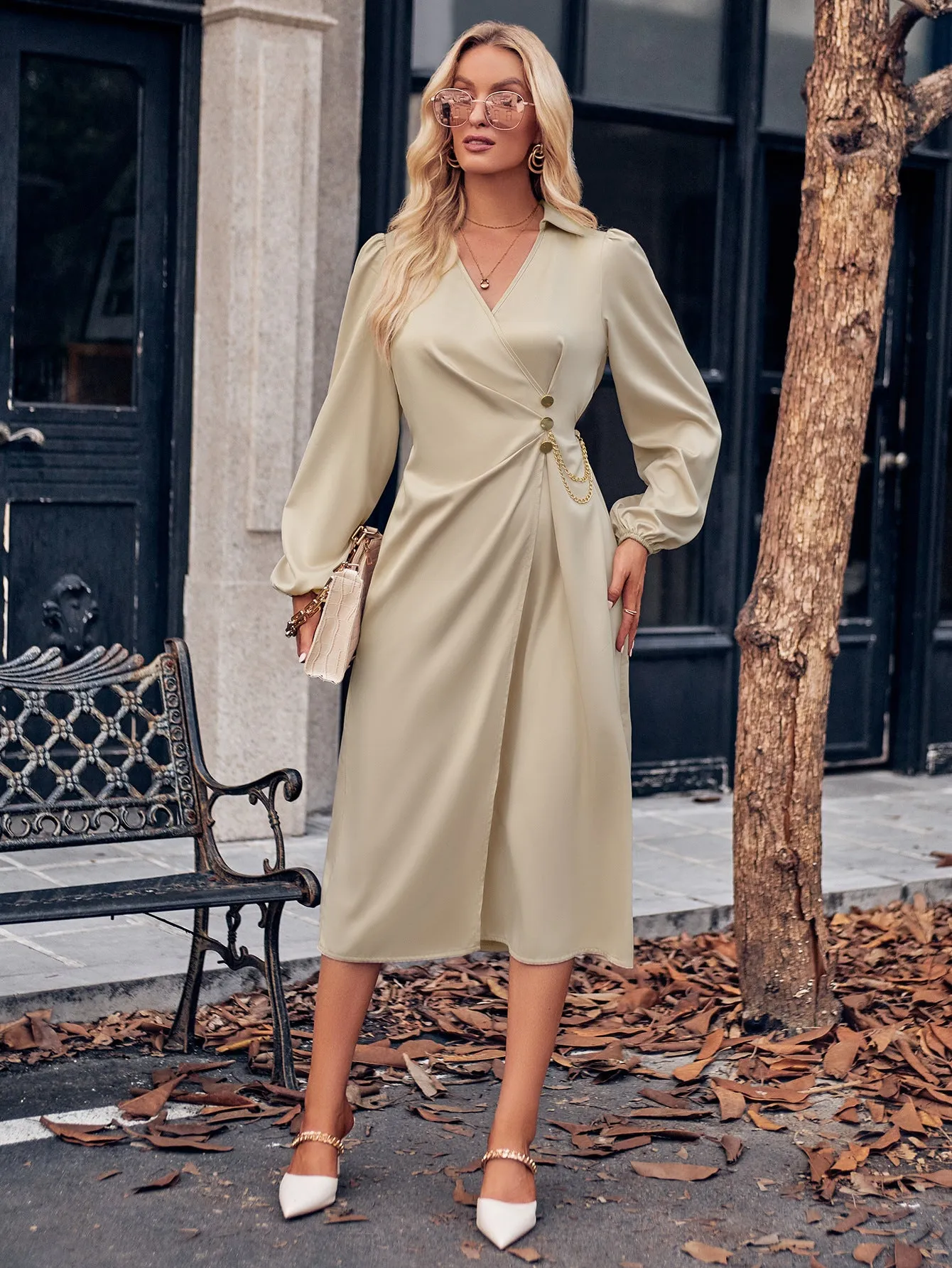 V-neck Solid Color Waist-tied Long Sleeve Midi Dress