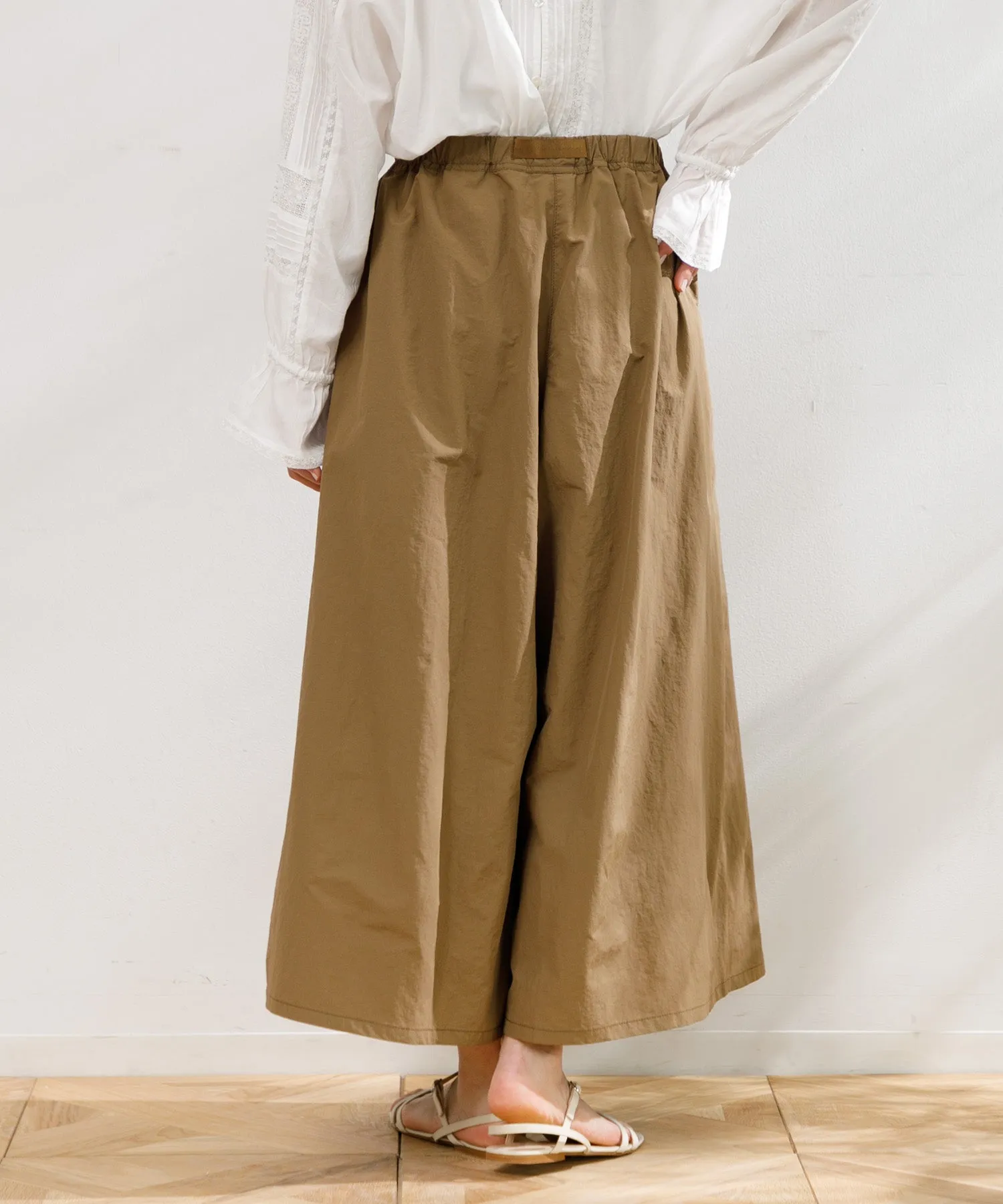 【WOMEN】GRAMICCI NYLON FLARE PANT